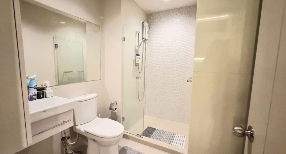 Condo en alquiler de 1 habitaciones en Khlong Toei, Bangkok