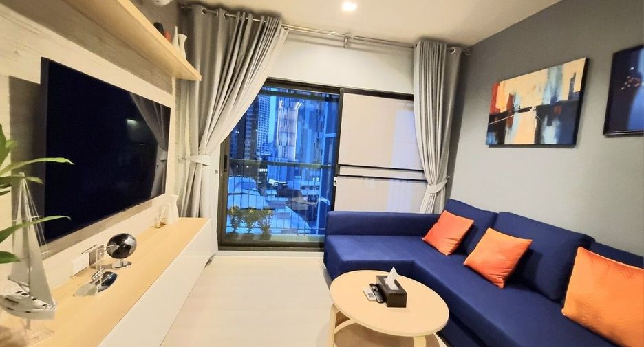 Condo en alquiler de 1 habitaciones en Khlong Toei, Bangkok