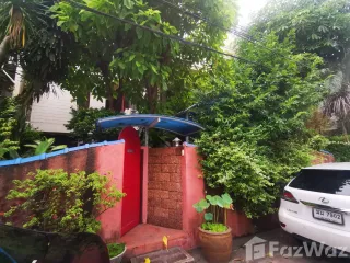 For sale 4 bedrooms house in Phaya Thai, Bangkok