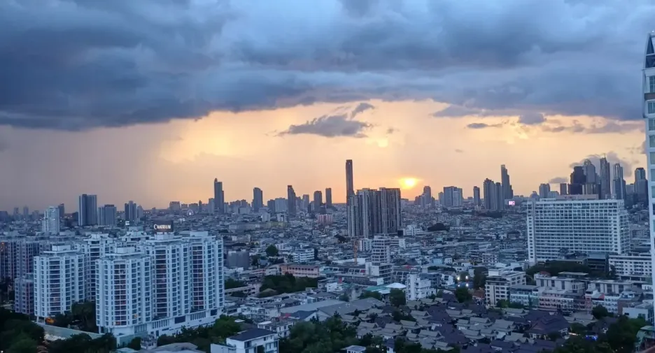 For sale 1 bed condo in Yan Nawa, Bangkok