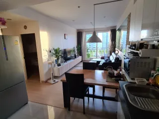 出售 1 卧室 公寓 在 Yan Nawa, 曼谷