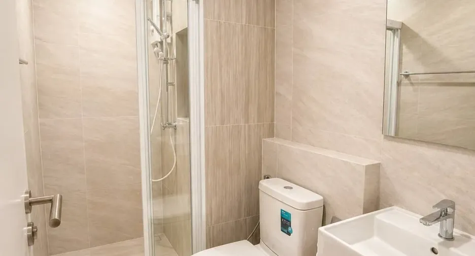 For rent 1 bed condo in Huai Khwang, Bangkok