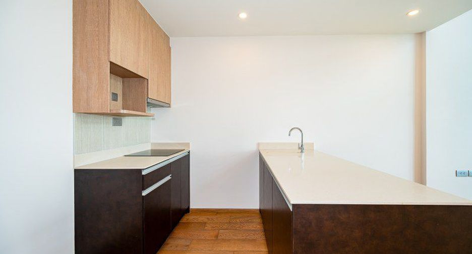 For sale 2 bedrooms condo in Pathum Wan, Bangkok