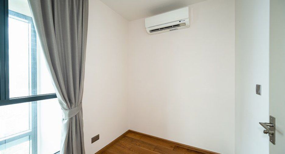 For sale 2 bedrooms condo in Pathum Wan, Bangkok