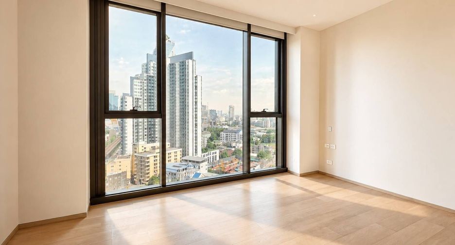 For sale 4 bedrooms condo in Khlong Toei, Bangkok