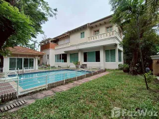 Casa en alquiler de 4 habitaciones en Mueang Samut Prakan, Samut Prakan