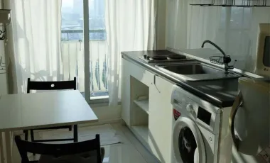 Condo en alquiler de 1 habitaciones en Khlong Toei, Bangkok