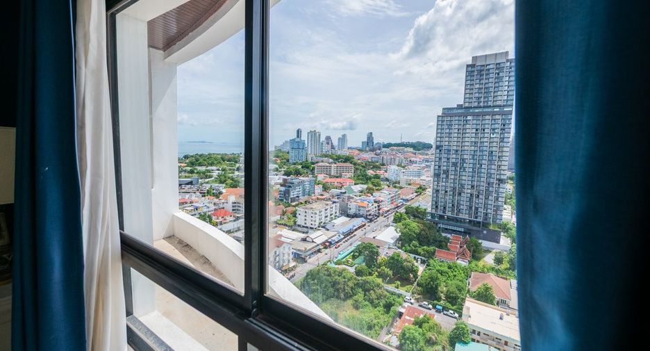 For sale 2 bedrooms condo in Pratumnak, Pattaya