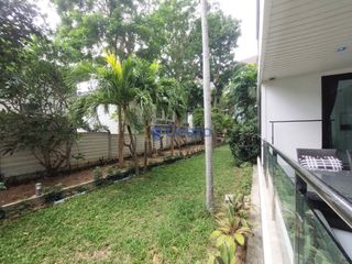 出租 和 出售 2 卧室 公寓 在 Bang Lamung, Chon Buri
