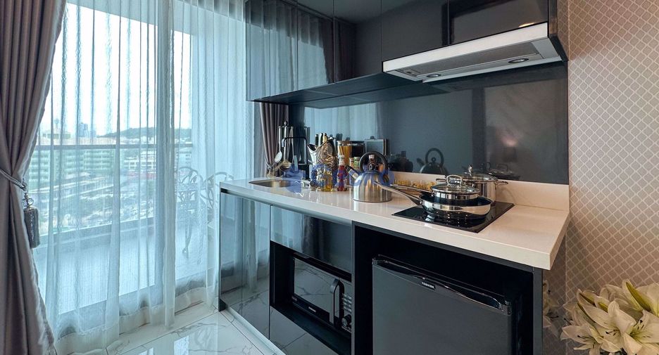 For sale 2 bedrooms condo in South Pattaya, Pattaya