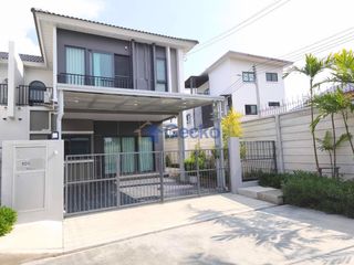 For Rent 4 Bedroom House In Bang Lamung, Chonburi