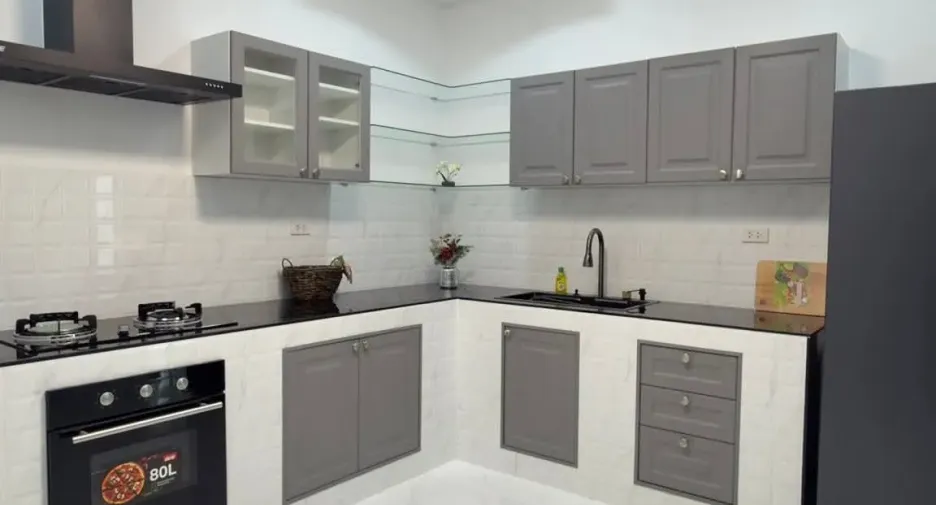For sale 4 bedrooms house in East Pattaya, Pattaya