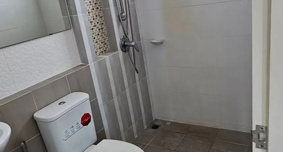 For sale 4 bedrooms house in East Pattaya, Pattaya