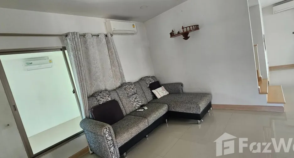 For sale 4 bedrooms house in East Pattaya, Pattaya
