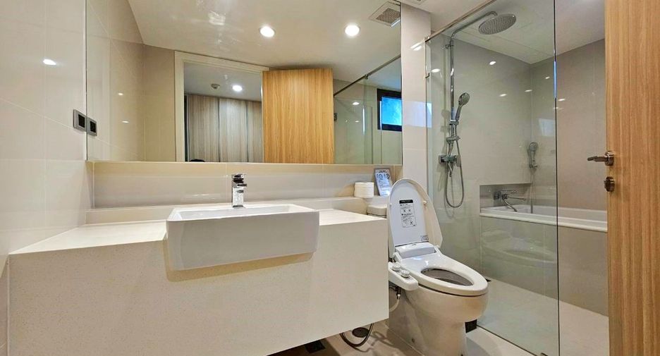 Wohnung zur Miete mit 3 Zimmer in Watthana, Bangkok