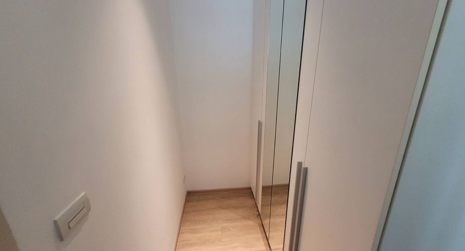 À louer et à vendre 1 chambre condo à Khlong Toei, Bangkok