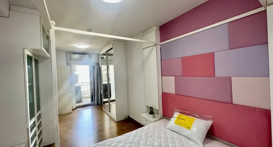 For rent 1 bed condo in Ratchathewi, Bangkok