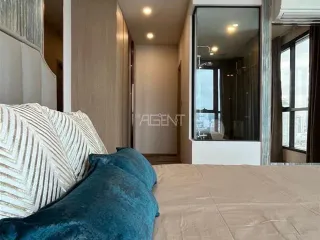 For sale 2 bedrooms condo in Pathum Wan, Bangkok