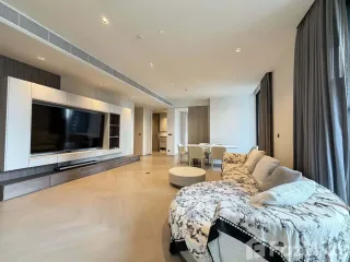 For sale and for rent 4 bedrooms condo in Sathon, Bangkok