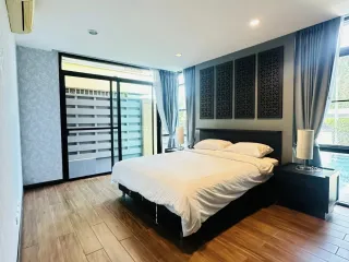 For sale 3 ベッドルーム villa in Bang Lamung, Chonburi