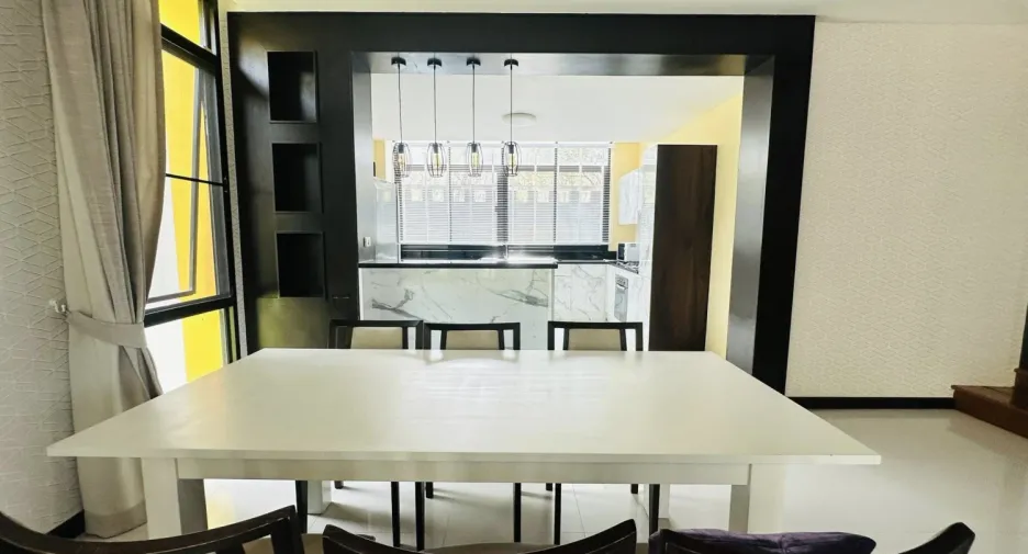 For sale 3 bedrooms villa in East Pattaya, Pattaya