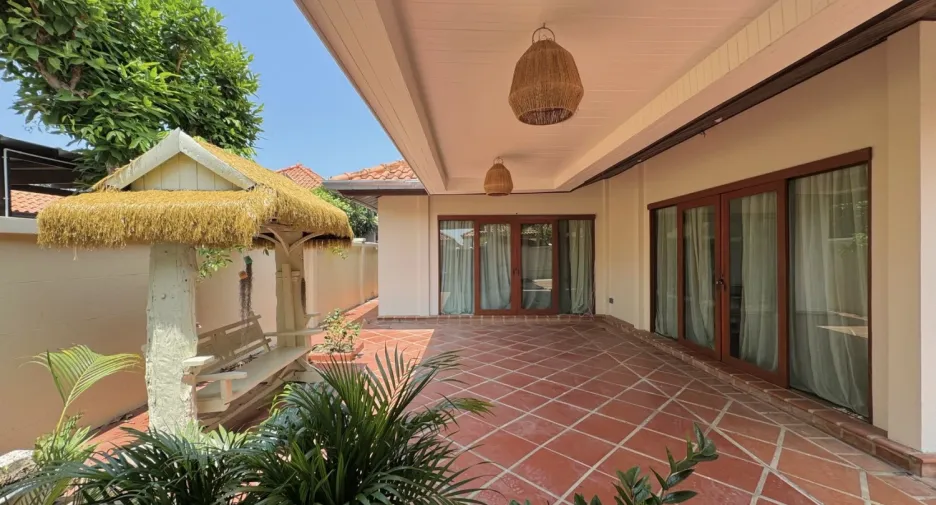 For sale 3 bedrooms villa in Sattahip, Chonburi
