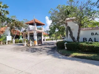 À vendre 3 chambres villa à Huay Yai, Pattaya