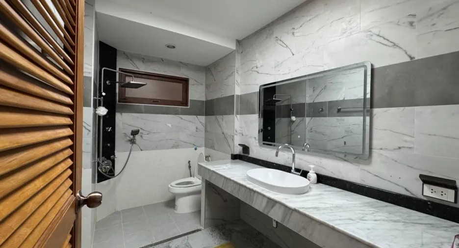 For sale 3 bedrooms villa in Sattahip, Chonburi