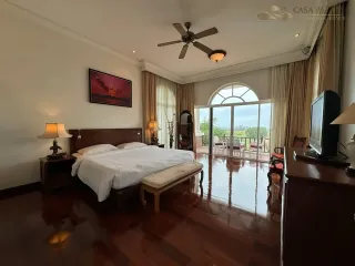 Villa zum Kauf mit 4 Zimmer in Bang Lamung, Chonburi