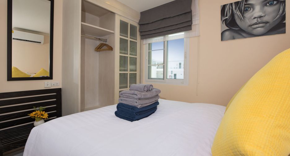 For sale 2 bedrooms condo in Mueang Phuket, Phuket