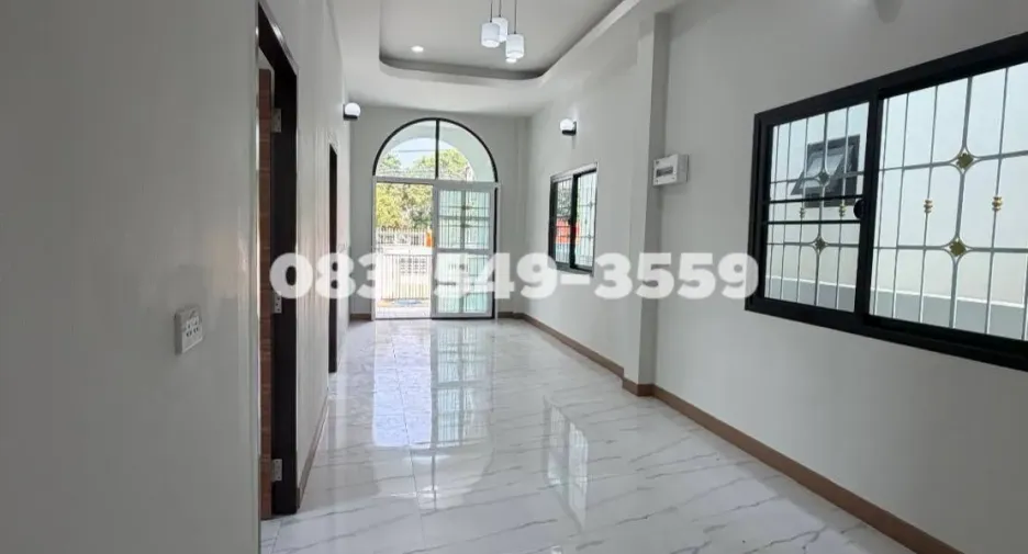 For sale 3 bedrooms house in Mueang Ang Thong, Ang Thong
