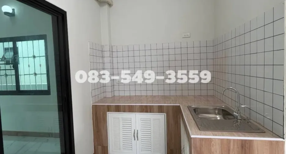 For sale 3 bedrooms house in Mueang Ang Thong, Ang Thong
