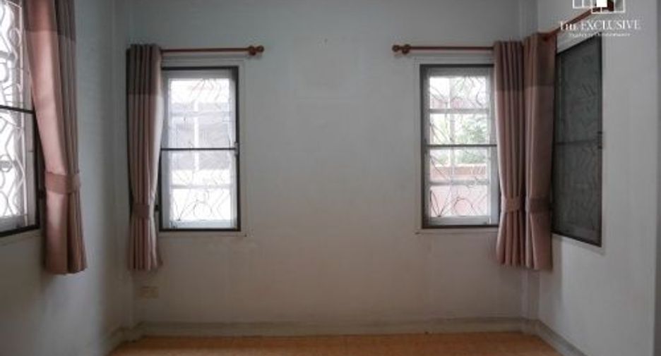 For sale 3 bedrooms house in Bang Bua Thong, Nonthaburi