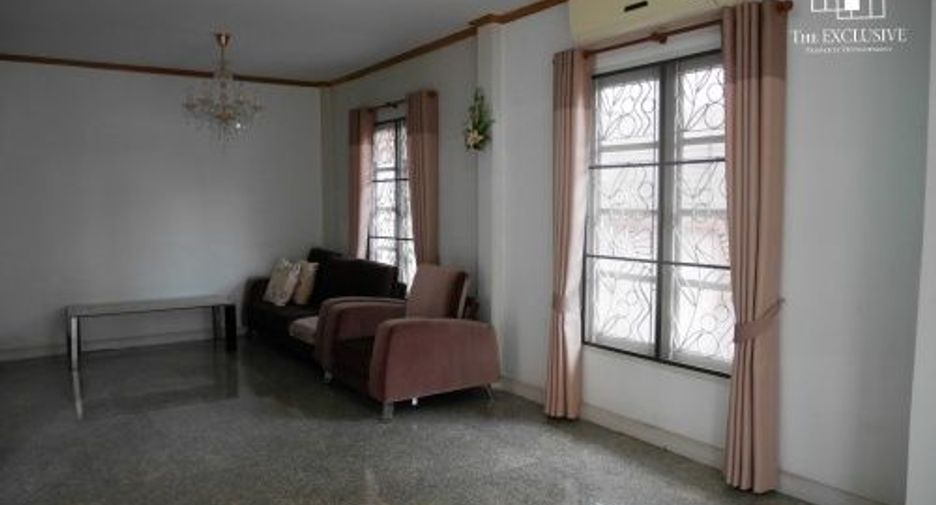 For sale 3 bedrooms house in Bang Bua Thong, Nonthaburi