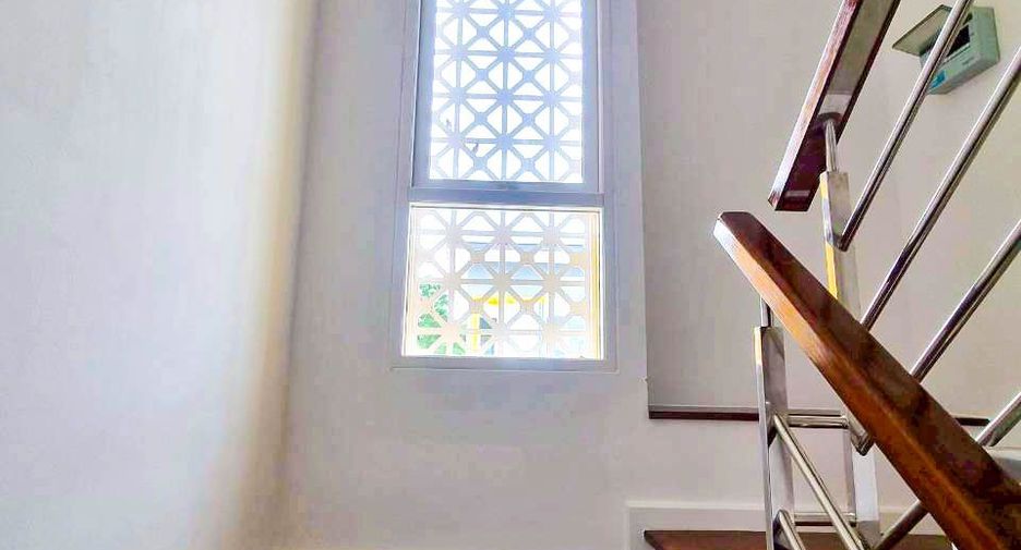 For sale 3 bedrooms house in Phutthamonthon, Nakhon Pathom