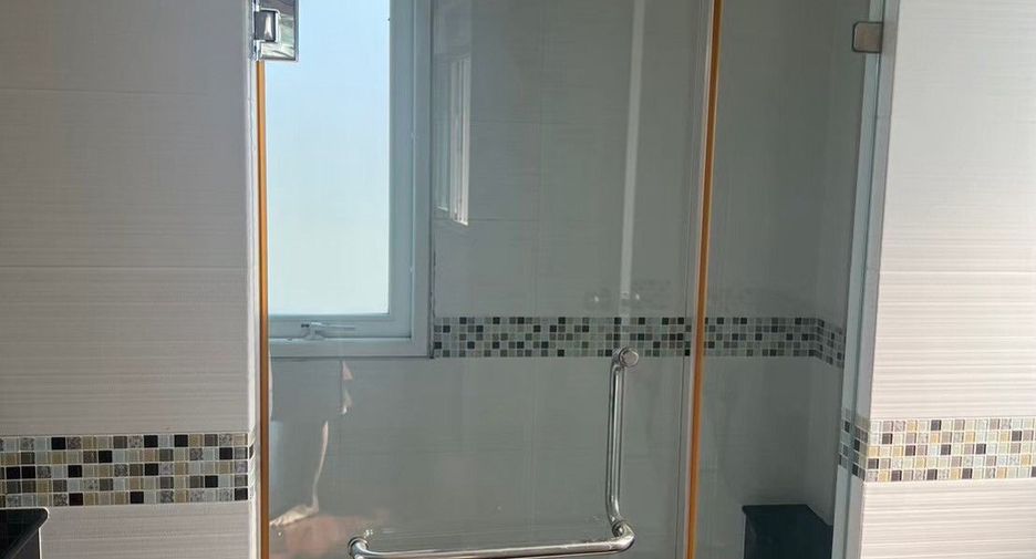 For sale 3 bedrooms house in Mueang Samut Sakhon, Samut Sakhon