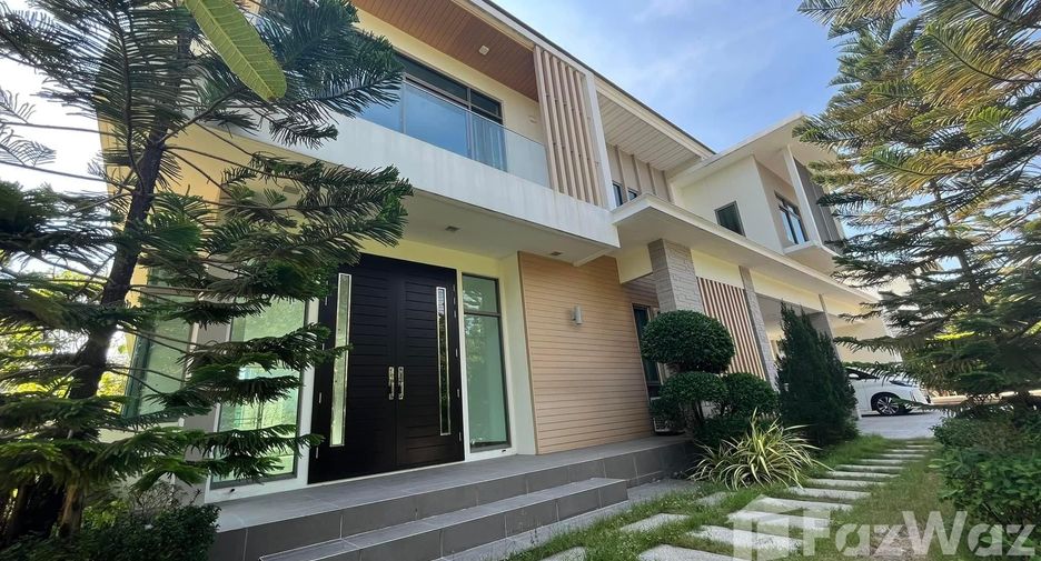 For sale 5 bedrooms house in Mueang Nonthaburi, Nonthaburi