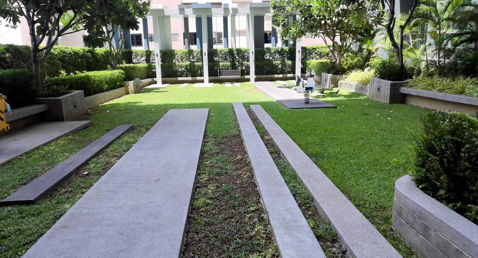 For rent 2 bedrooms condo in Pak Kret, Nonthaburi