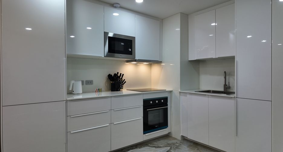 For sale 2 bedrooms condo in South Pattaya, Pattaya