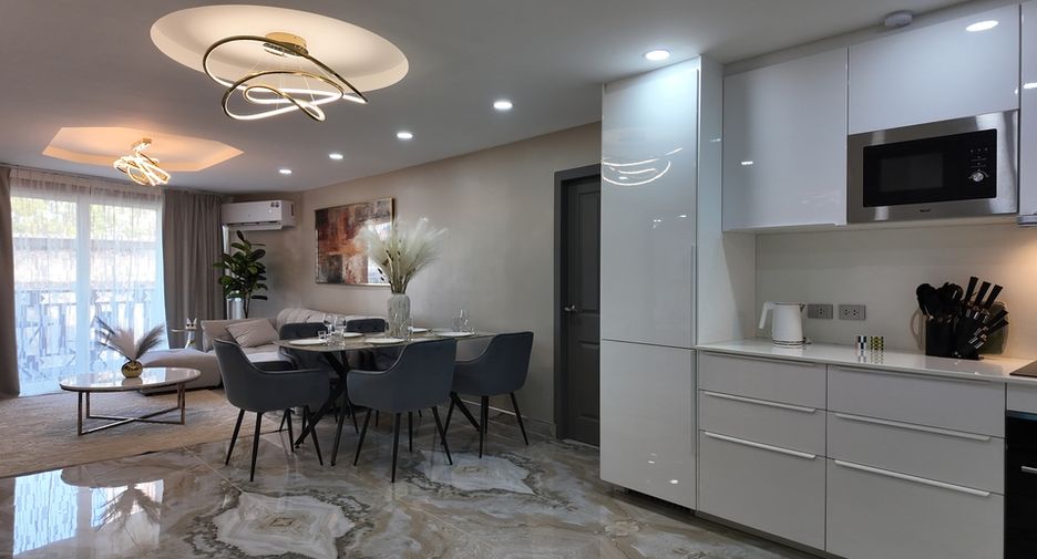 For sale 2 bedrooms condo in South Pattaya, Pattaya