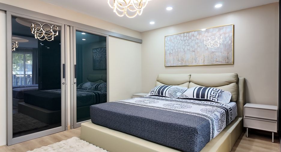 For sale 2 bedrooms condo in South Pattaya, Pattaya