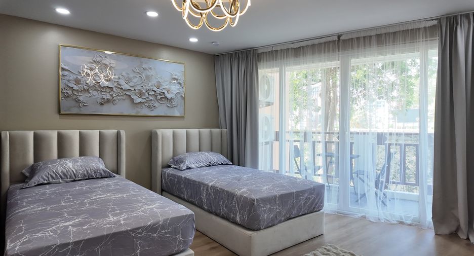 For sale 2 bedrooms condo in South Pattaya, Pattaya