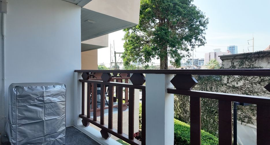 For sale 2 bedrooms condo in South Pattaya, Pattaya