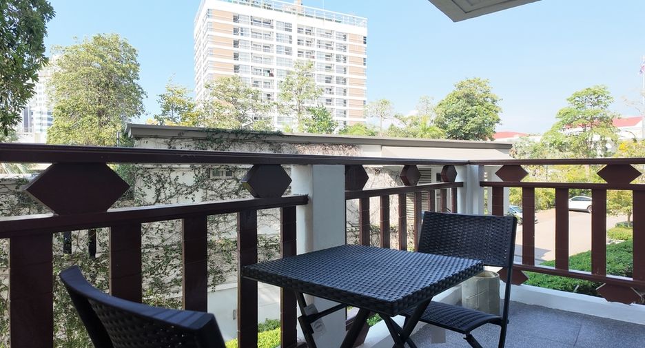 For sale 2 bedrooms condo in South Pattaya, Pattaya