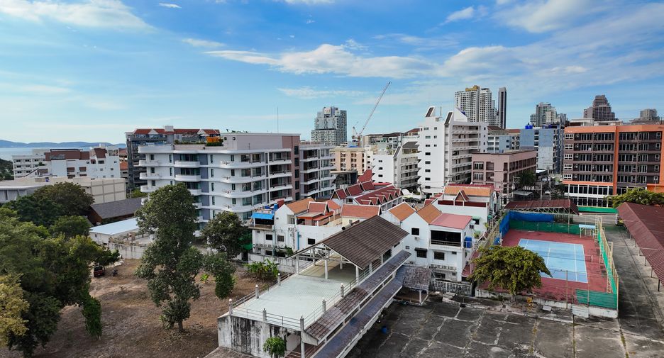For sale 1 bed condo in Pratumnak, Pattaya