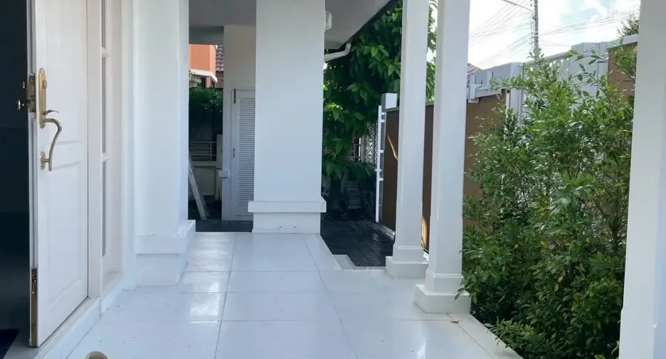 Casa en alquiler de 3 habitaciones en Hang Dong, Chiang Mai