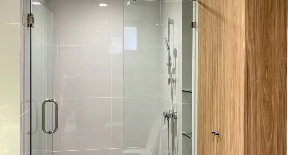 For rent 2 bedrooms apartment in Watthana, Bangkok