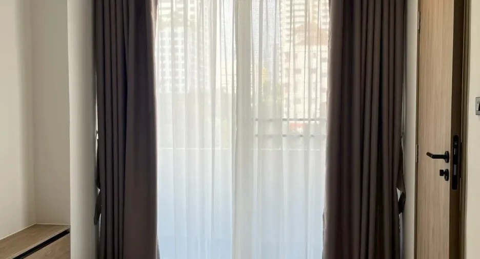 For rent 2 bedrooms apartment in Watthana, Bangkok