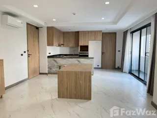 For rent 2 bedrooms apartment in Watthana, Bangkok