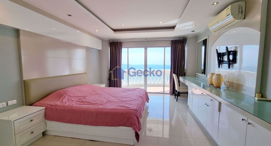 For sale 3 bedrooms condo in North Pattaya, Pattaya